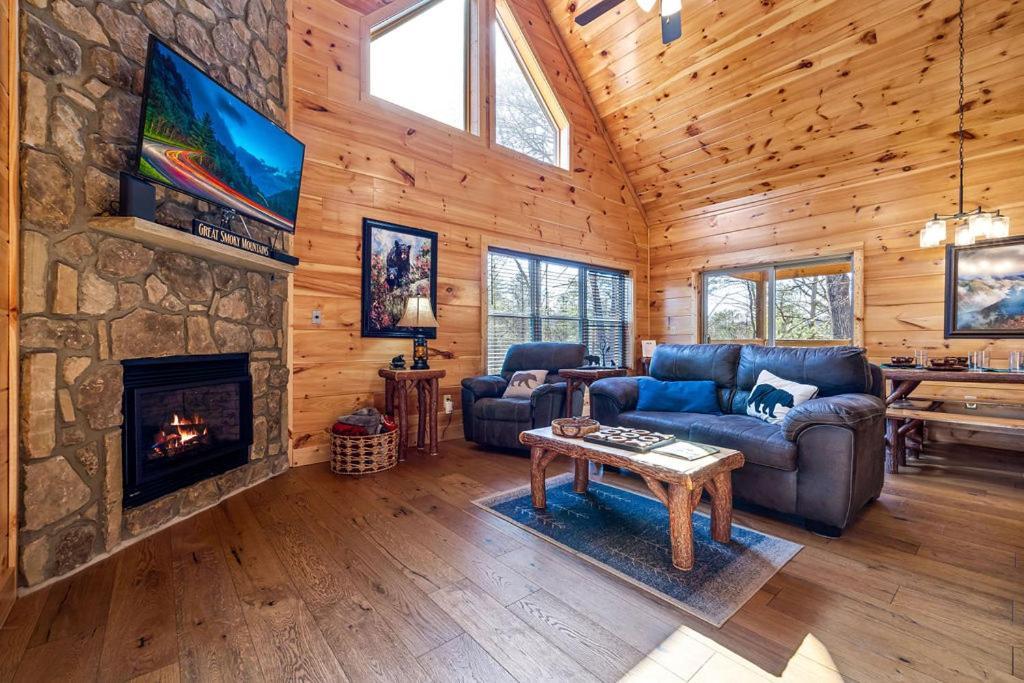 Bobcat Den By Eden Crest Gatlinburg Exterior foto