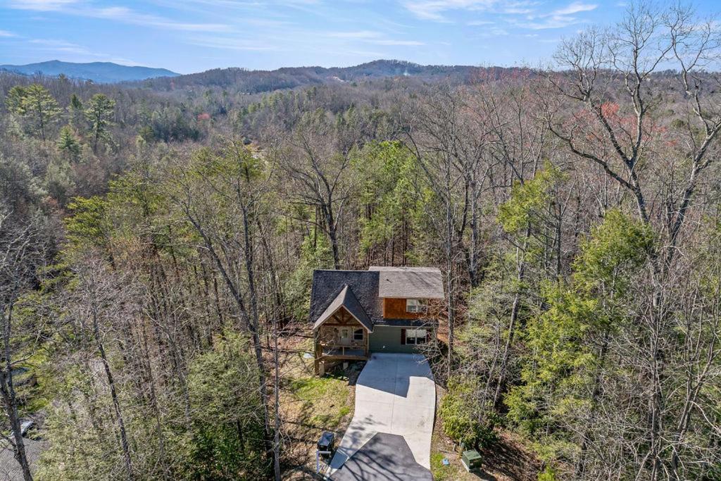 Bobcat Den By Eden Crest Gatlinburg Exterior foto
