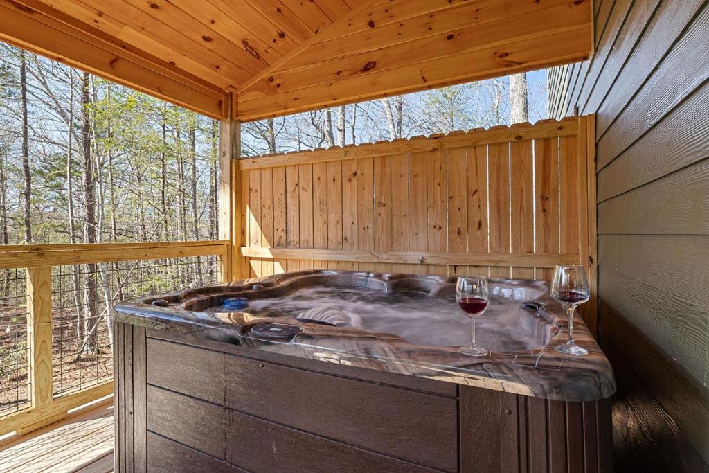 Bobcat Den By Eden Crest Gatlinburg Exterior foto