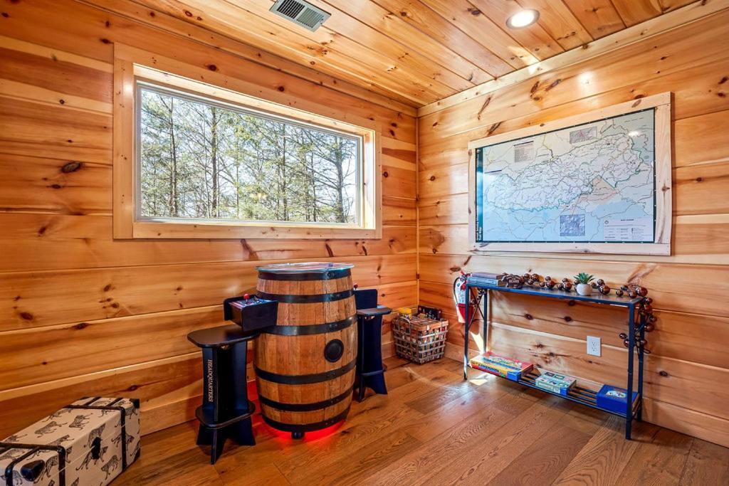 Bobcat Den By Eden Crest Gatlinburg Exterior foto