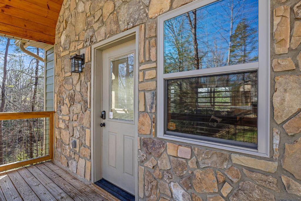 Bobcat Den By Eden Crest Gatlinburg Exterior foto